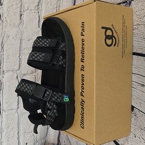 Gravity Defyer Sandals